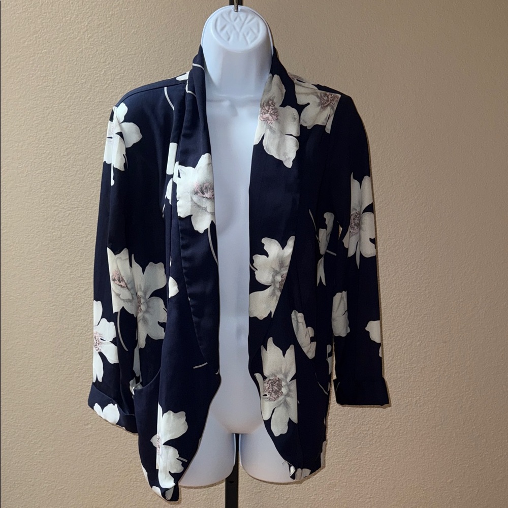 Sienna Sky Large Floral Navy Women's Open Blazer Jacket Women’s Size M